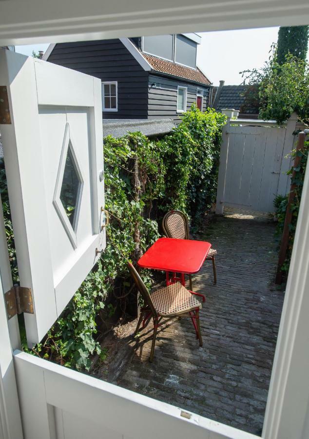 Waterland Hoge Huis Monnickendam Eksteriør billede